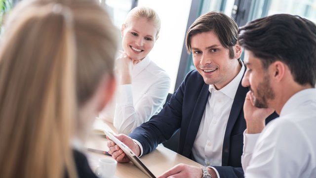 Hello Industry! - Starting your career in the non-academic job market